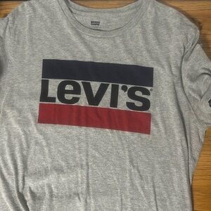 Levi’s medium grey t-shirt